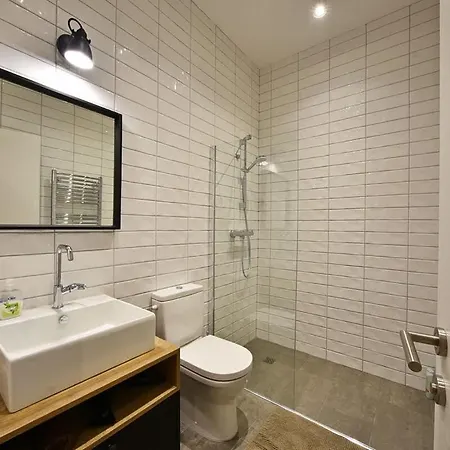 Апартаменти Domillion New Modern Old Town U2303 Вільнюс